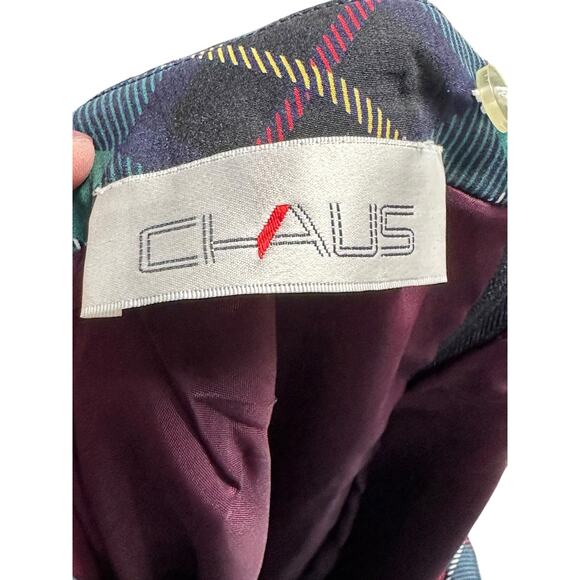 Vintage Chaus Plaid Tartan Skirt with Coat of Arms. Size 14 EPC! - Picture 3 of 6